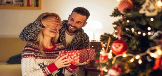 Warning! These 3 zodiac Women will Receive a Surprise From an Old Love at Christmas