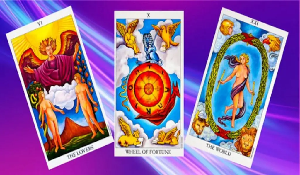 Read the Tarot Forecast by Choosing a Card