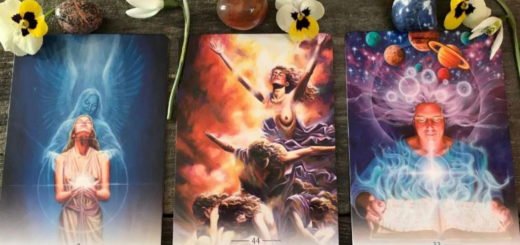 The Lightworker Oracle – Choose a Card and See The Message You Must Hear