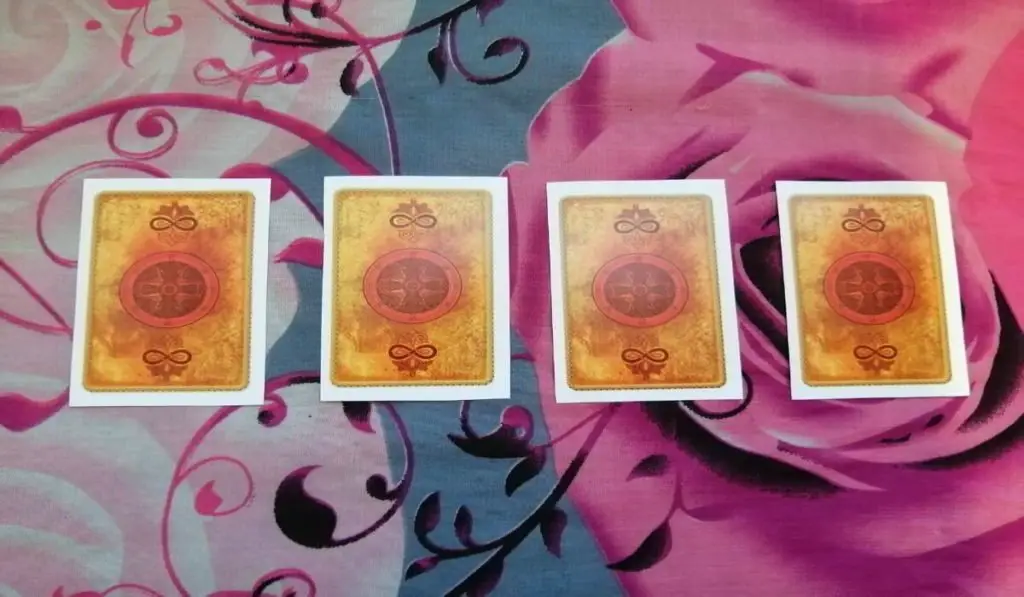 Fortune Telling Ancient Cards - Who Will You Meet in The Near Future? - Namastest